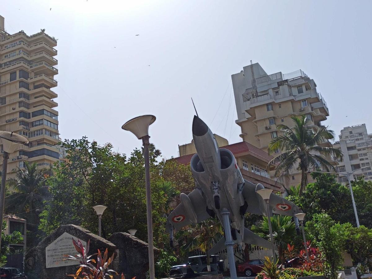 Апартаменты Cozy Private Ac Studio By The Sea Bandstand Bandra W Mumbai Nr Taj Lands End Экстерьер фото