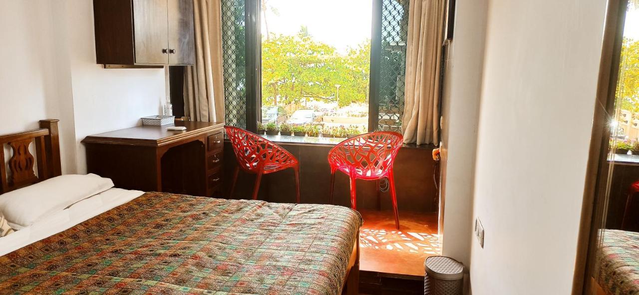 Апартаменты Cozy Private Ac Studio By The Sea Bandstand Bandra W Mumbai Nr Taj Lands End Экстерьер фото